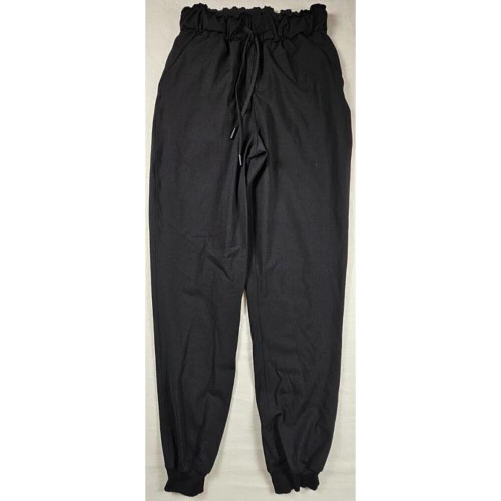 Lululemon Women's Ruffled Waist With‎ Drawstring Black Yoga Cuff Pants Size 2